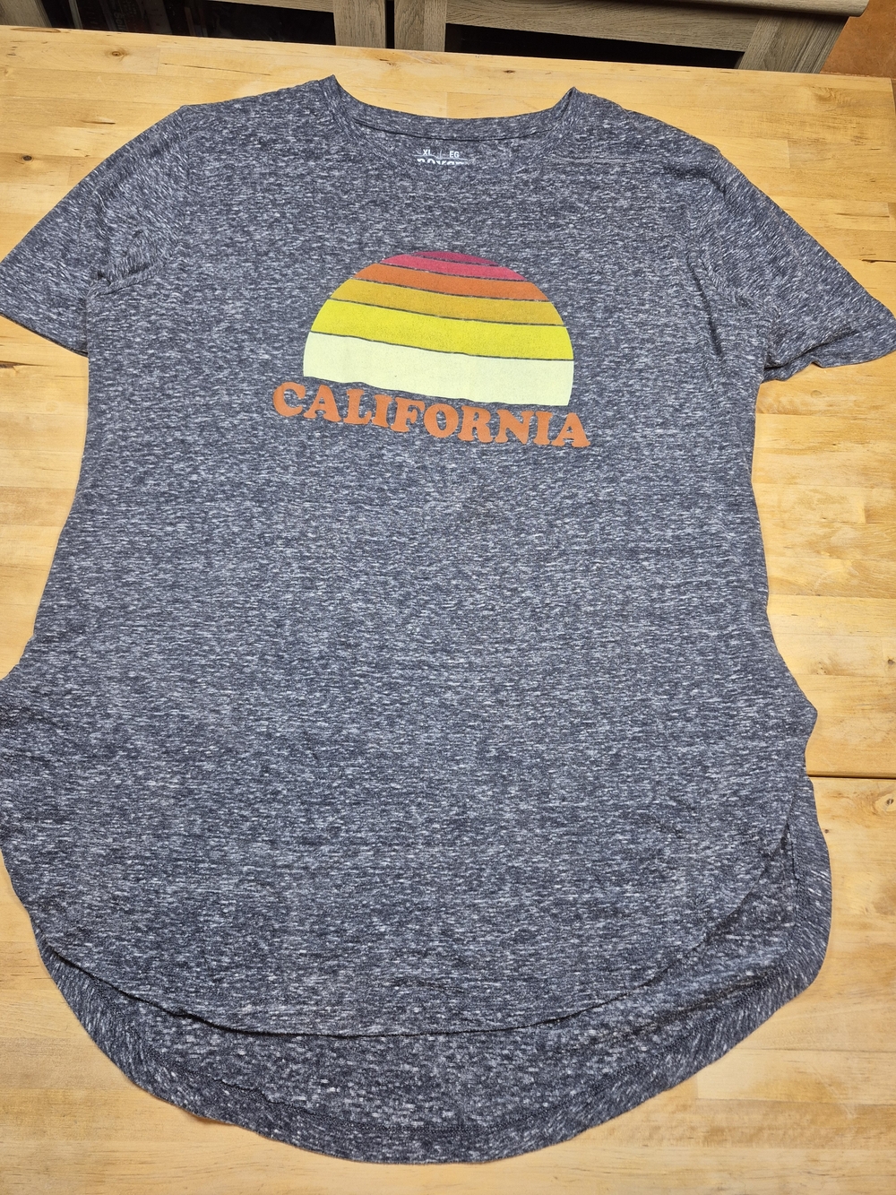 Heather Gray 'California' Graphic Tee with Sunset Stripes